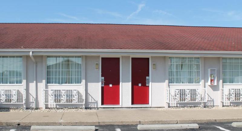 Econo Lodge Inn & Suites South Sandusky Exterior foto