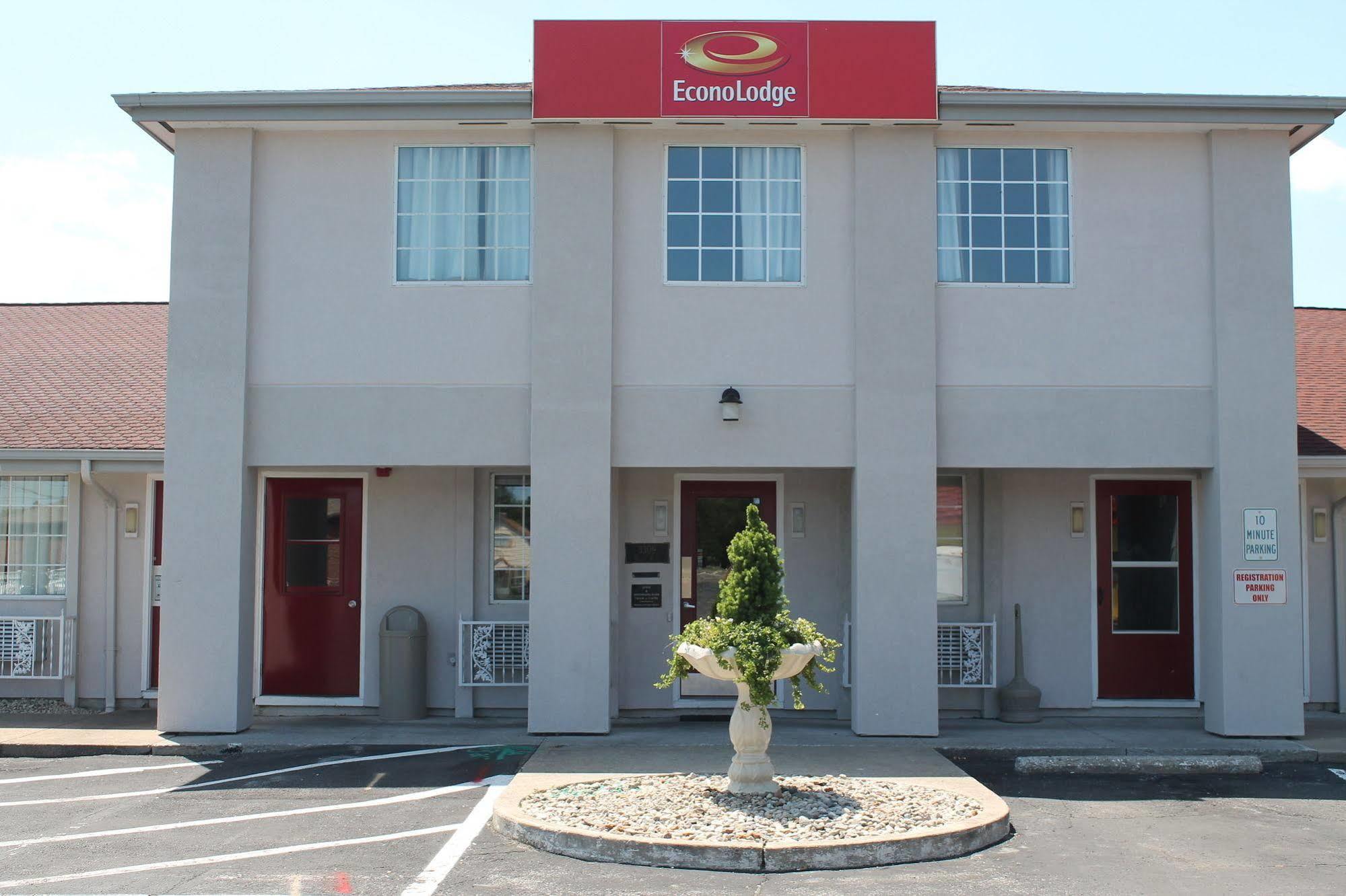 Econo Lodge Inn & Suites South Sandusky Exterior foto